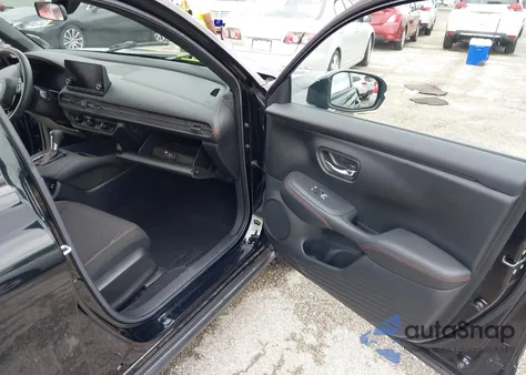 2024 Honda Hr-V 2Wd Sport/2Wd Sport W/O Bsi from USA, damaged, VIN 3CZRZ1H50RM724407